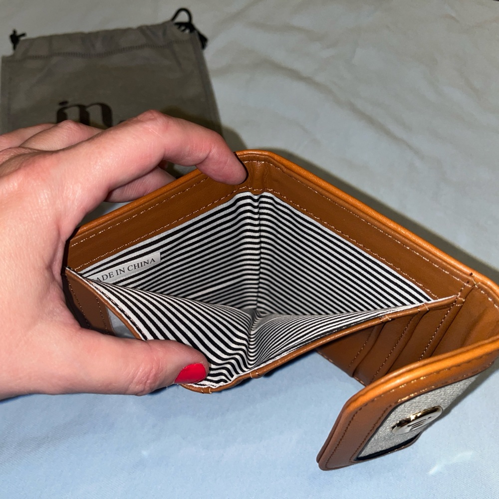 Jessica Moore canvas trifold women’s wallet - Picture 5 of 7